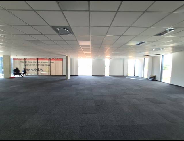 866M² OFFICE TO LET IN SANDTON CENTRAL